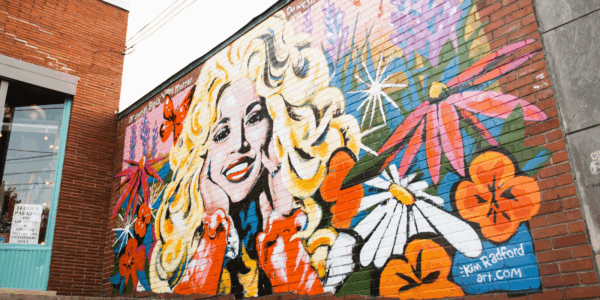 Dolly Parton mural
