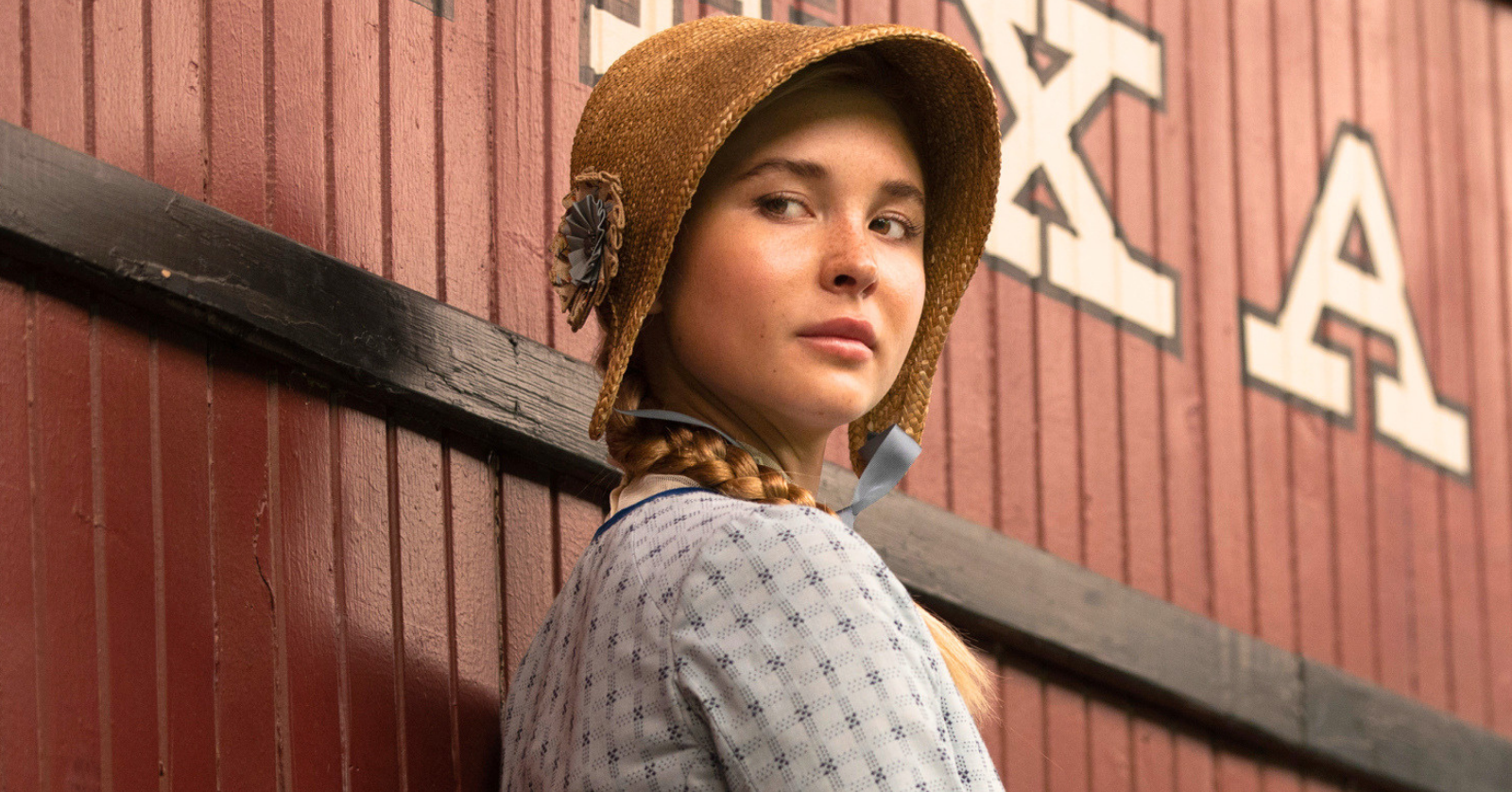 Actress Isabel May, who wowed audiences as Elsa Dutton on the Yellowstone spin-off prequel 1883...where is she now? What happened to her?