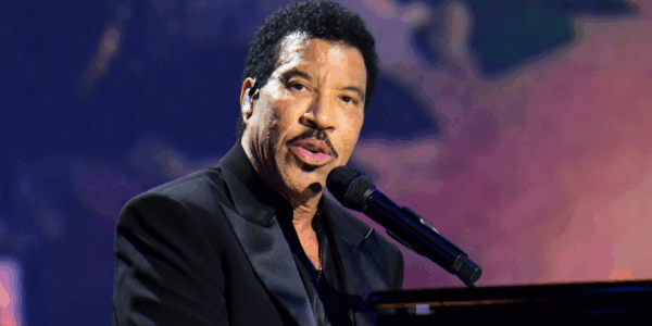 Lionel Richie reportedly hospitalized