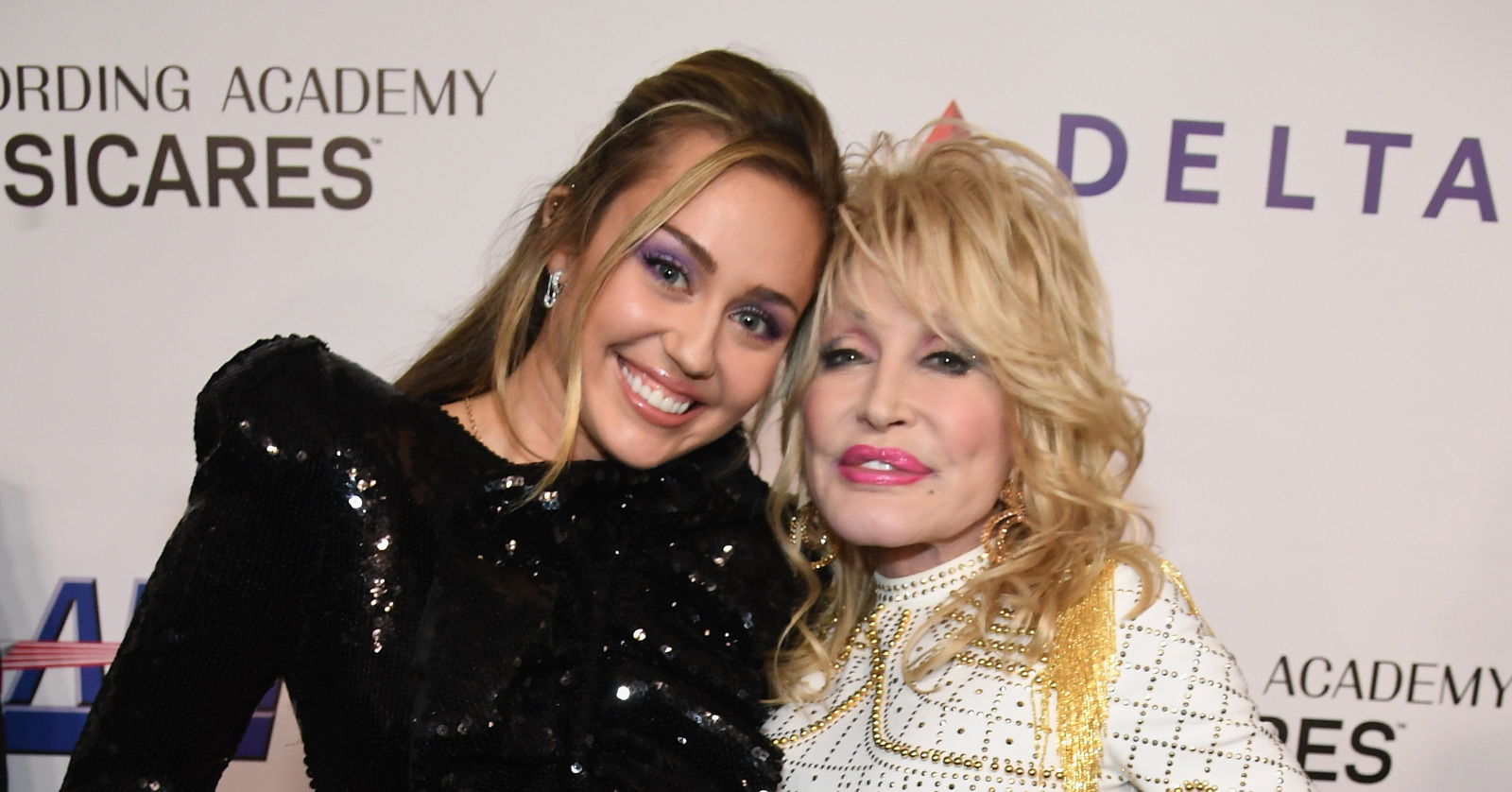Miley Cyrus makes first post after the passing of her godmother, Dolly Parton