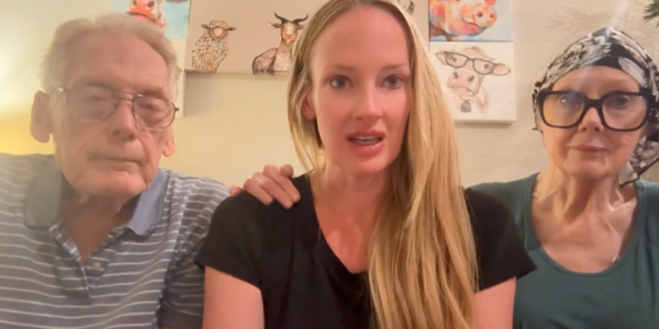 A $700,000 GoFundMe campaign was refunded because of a technicality, leaving an 81-year-old man still striving to pay for his wfe's cancer bills.