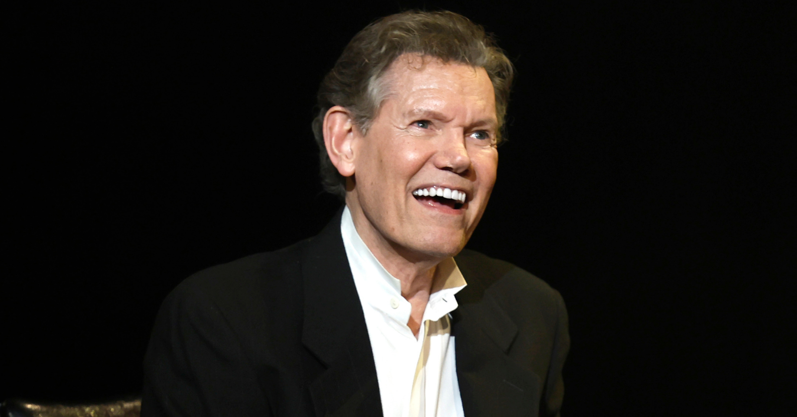 Amid claims that his upcoming album was recorded using A.I., country artist Randy Travis is setting the record straight.