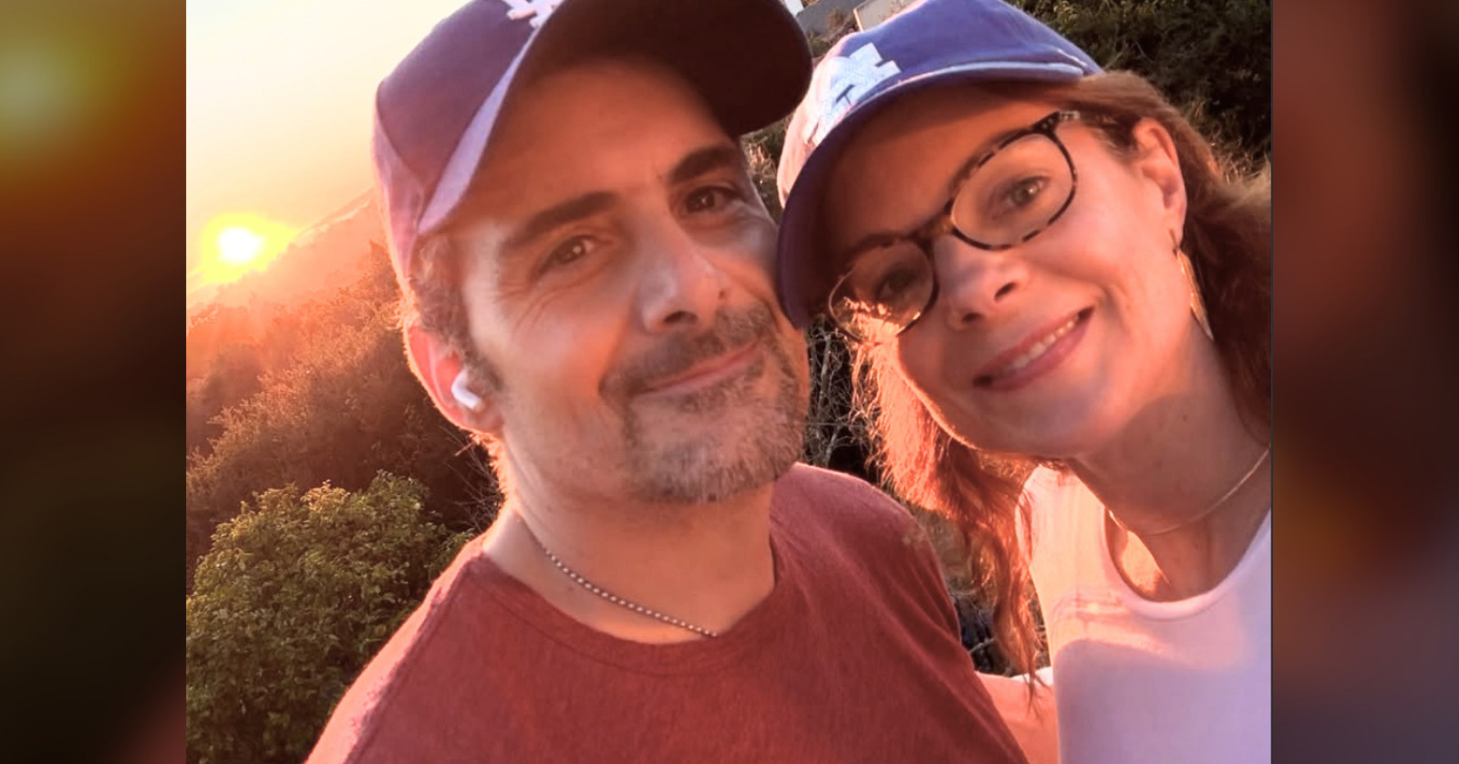 Brad Paisley shows off his major cake fail for his wife's birthday