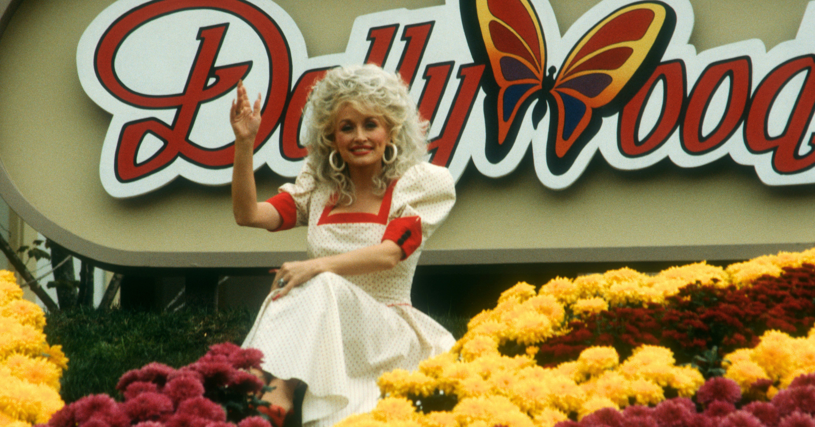 dolly parton at dollywood
