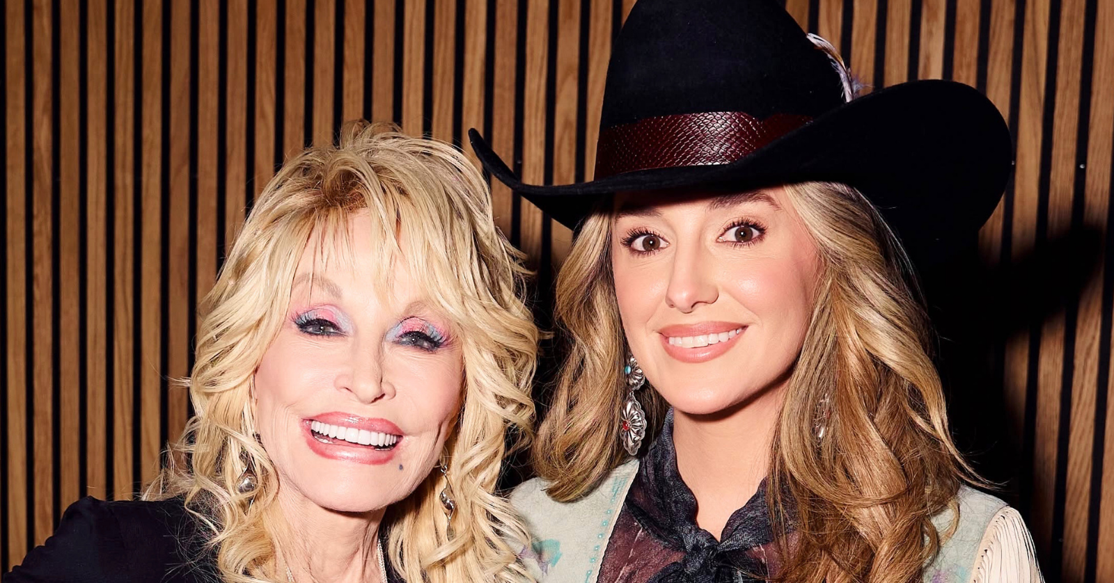 Lainey Wilson shares the valuable lesson and advice about marriage she received from Dolly Parton during their last phone call conversation