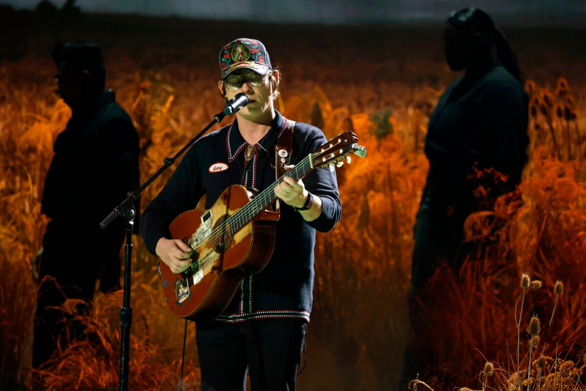 Stephen Wilson Jr. performance at the 2025 CMA Awards