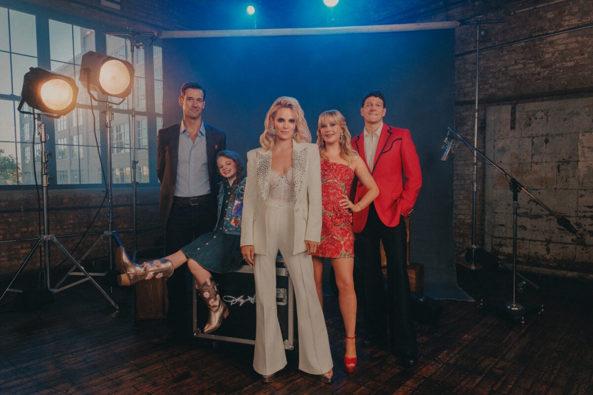 DOLLY: A True Original Musical first photos of 5 main cast members handpicked by Dolly Parton, John Behlmann, Norah Nunes, Katie Rose Clarke, Carrie St. Louis, Gabriel Ebert