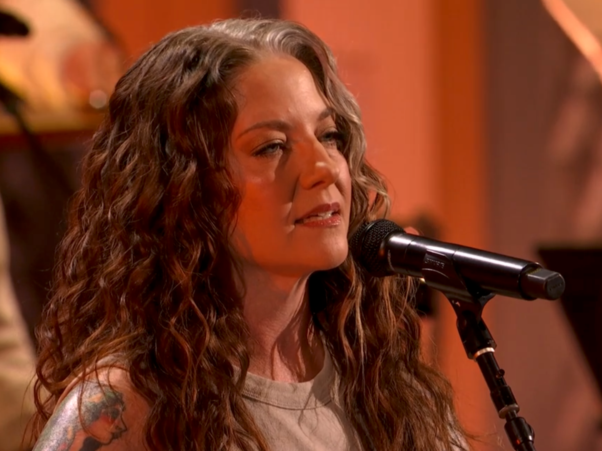 On Oct. 21, Ashley McBryde performed a powerful rendition of Dolly Parton's "Coat of Many Colors," honoring the late country icon as part of the "CMA Presents I Will Always Love You: A Celebration of Dolly Parton" televised tribute.