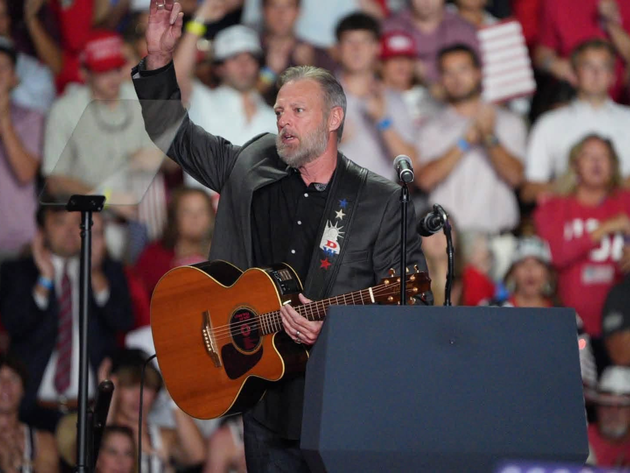 Ahead of President Trump's remarks at a midterm campaign rally, country artist Darryl Worley delivered a powerful performance of his hit "Have You Forgotten?"
