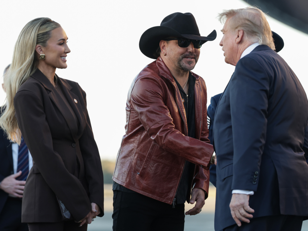 Trump Unexpectedly Roasts Jason Aldean At Rally, Targeting His “Beautiful” Wife