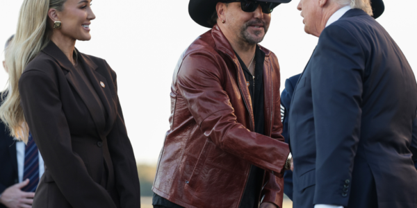 At a rally in Georgia ahead of the midterm election, Jason Aldean introduced President Trump, who then proceeded to joke about the country star.