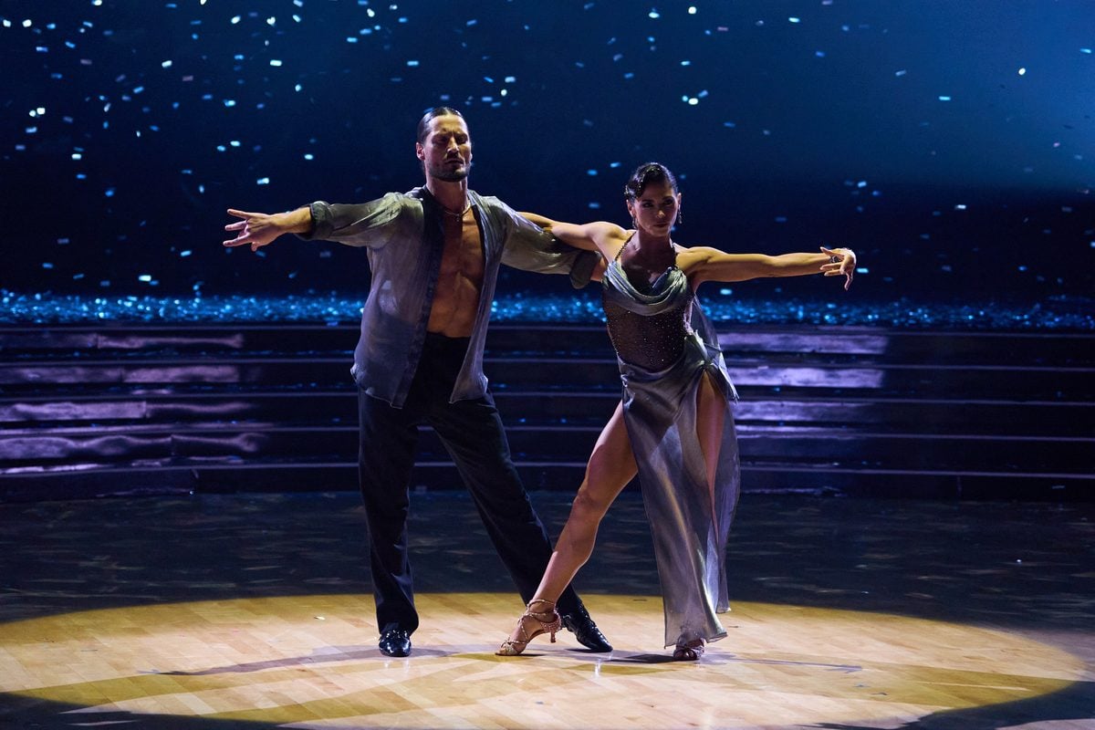 Dancing With the Stars pair Val Chmerkovskiy and Jenna Dewan