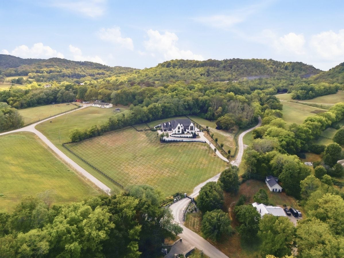 Jelly Roll and Bunnie Xo's Franklin, TN, property
