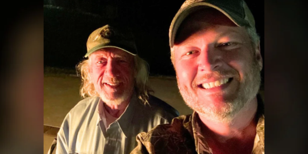 Blake Shelton mourns the loss of his hero and friend, John Anderson
