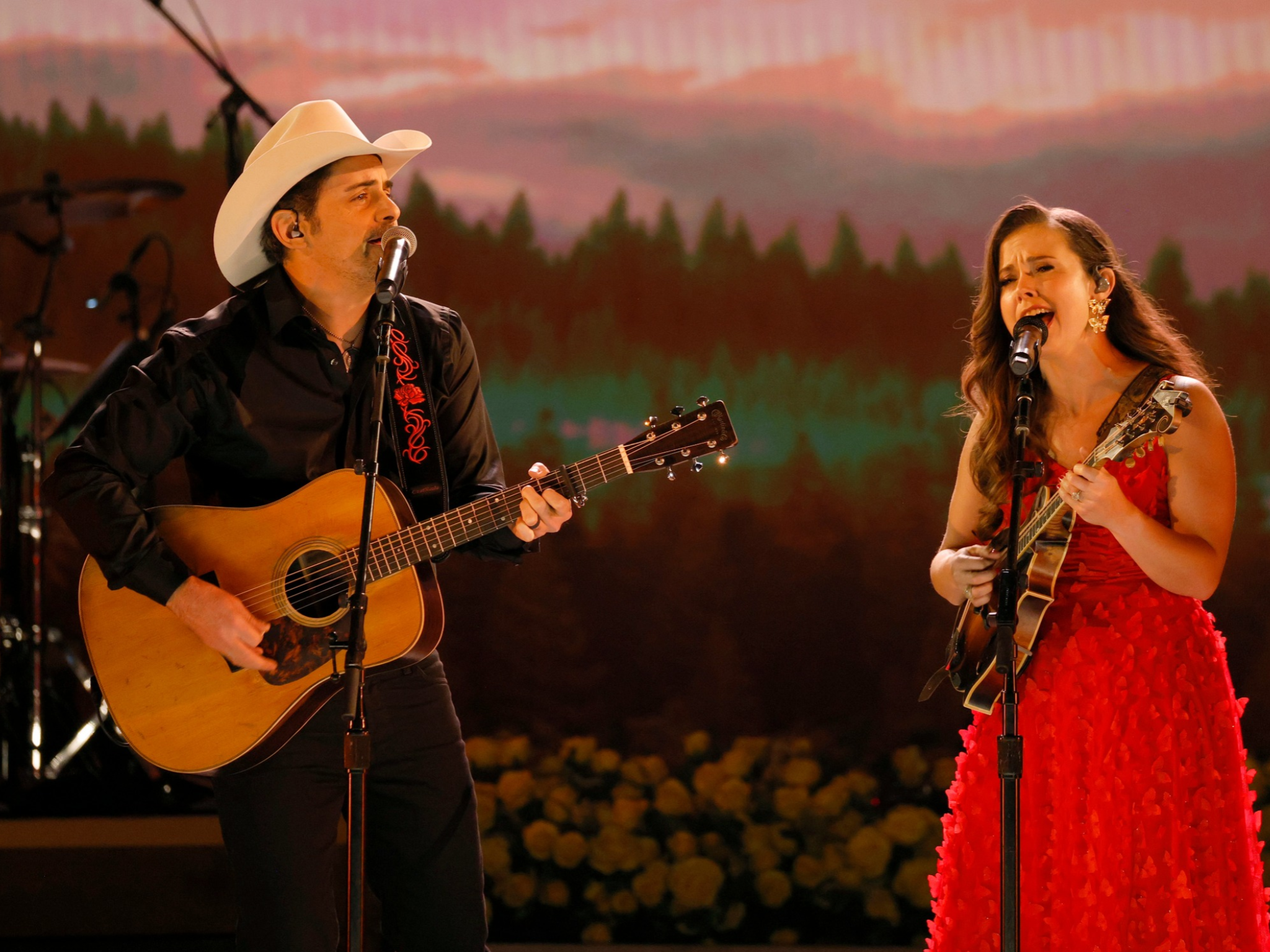 Brad Paisley and Sierra Hull sing "When I Get Where I'm Going" during CMA's Dolly Parton Tribute Show.
