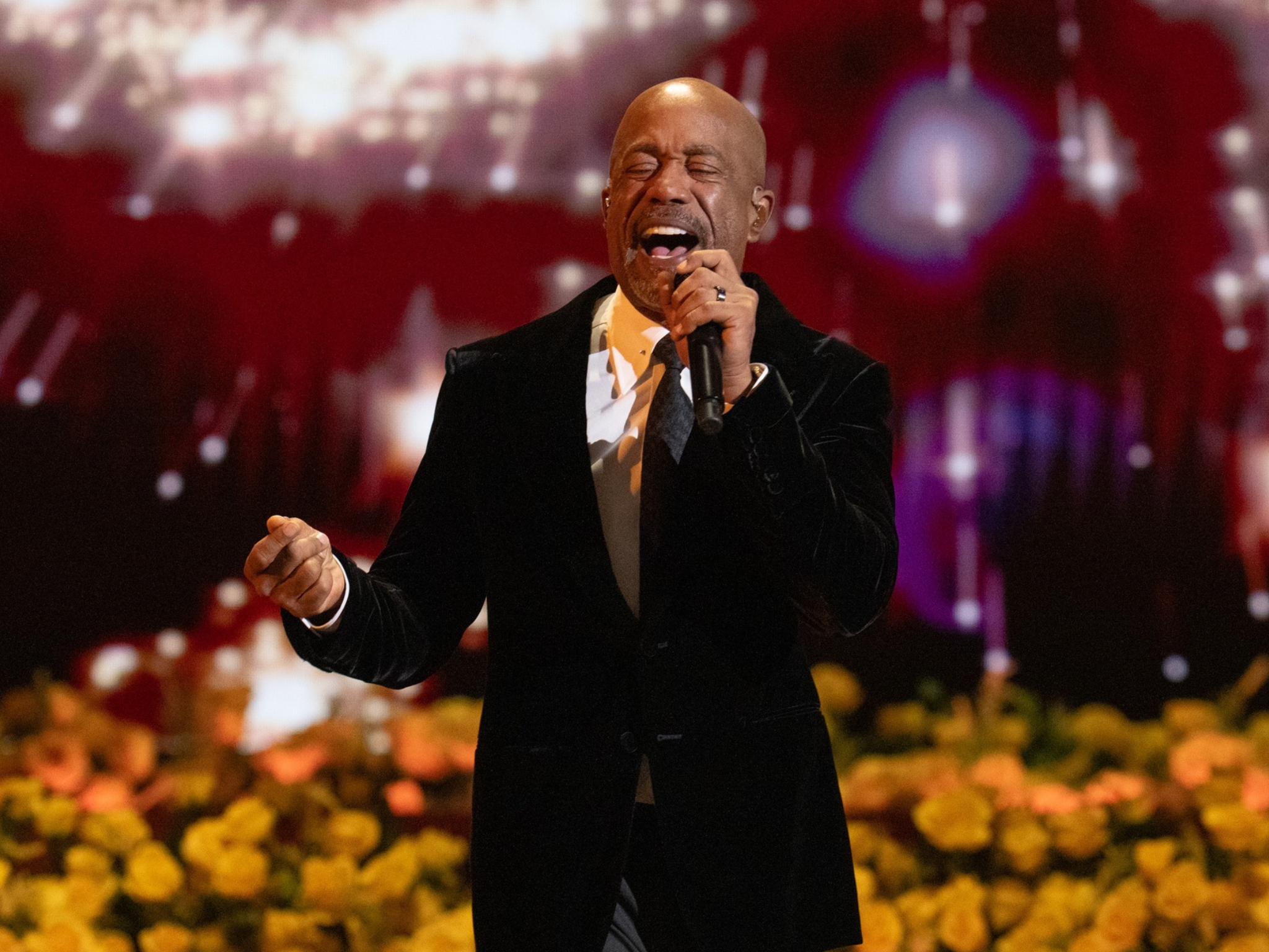Darius Rucker Unearths Unexpected Dolly Parton Classic At CMA Tribute