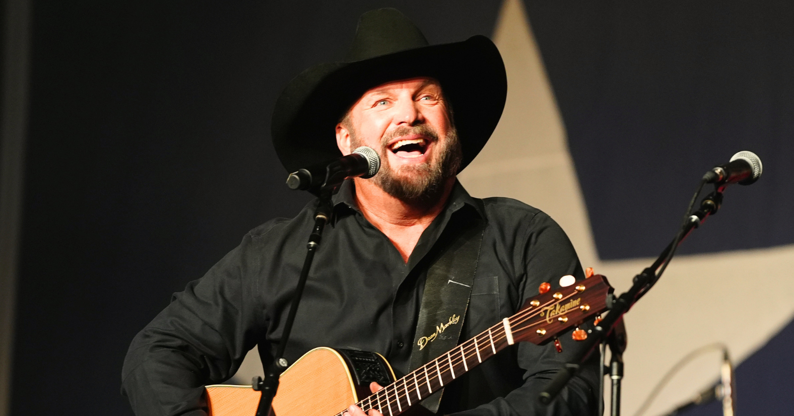Country music singer Garth Brooks announced the 9th city stop on his Blame It All On My Roots Arena Tour