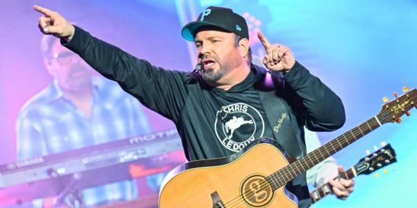 Garth Brooks announces the 8th stop city on his 2026 Blame It All On My Roots Arena Tour