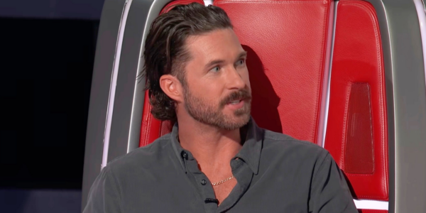 Riley Green had a surprising encounter with a fan of The Voice, he is a coach during Season 30