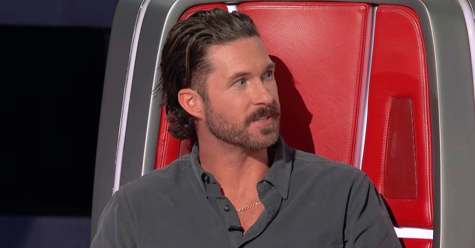 Riley Green had a surprising encounter with a fan of The Voice, he is a coach during Season 30